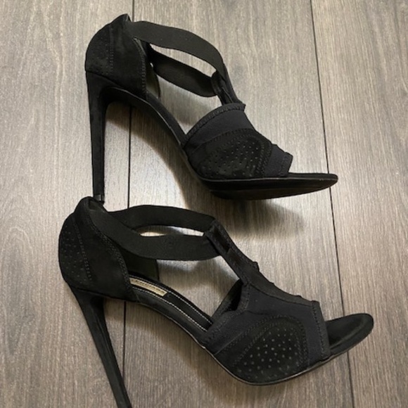 Balenciaga Black Suede T-Strap Open Toe Heels Size 38.5 - Picture 2 of 12